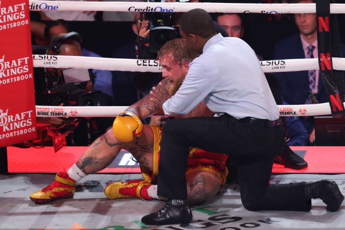 Anthony Joshua'dan Jake Paul'a Sert Tarife Nakavt Etti ve Çenesini Kırdı