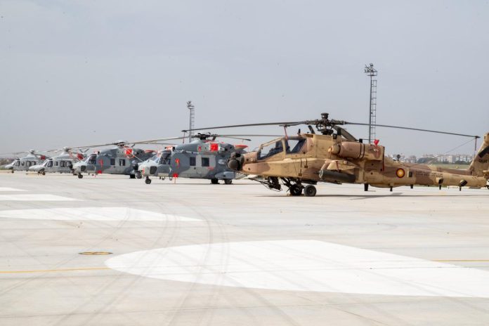 Katar'da Düşen Helikopterde Bir Türk Askeri ve İki Aselsan Teknisyeni Şehit Oldu