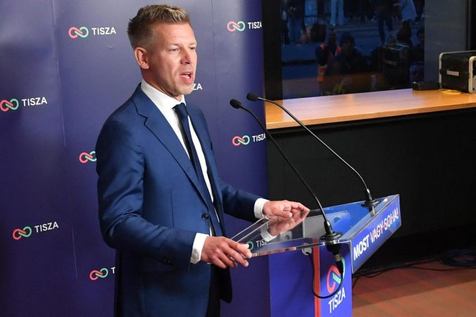 Trump Destekli Orban, 16 Yıllık İktidarını Sona Erdiren Seçimde Yenilgiyi Magyar'a Kabul Etti