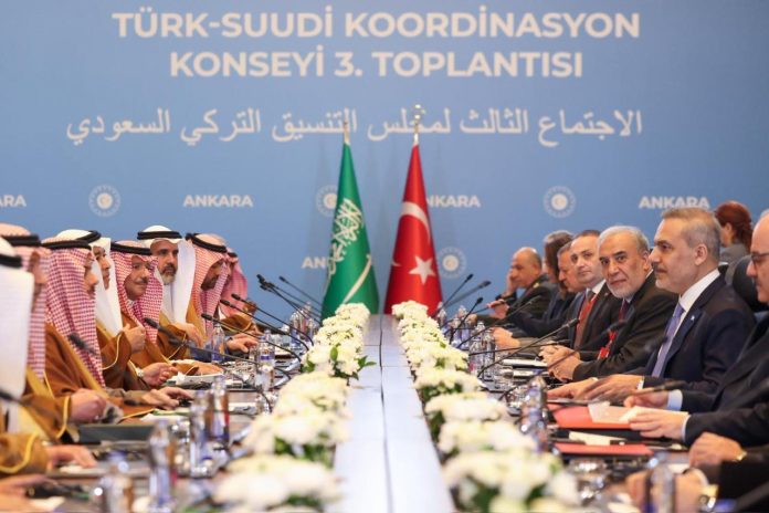 Ankara'daki Zirveden Türkiye ve Suudi Arabistan İçin Yeni Vize Muafiyeti Kararı Çıktı
