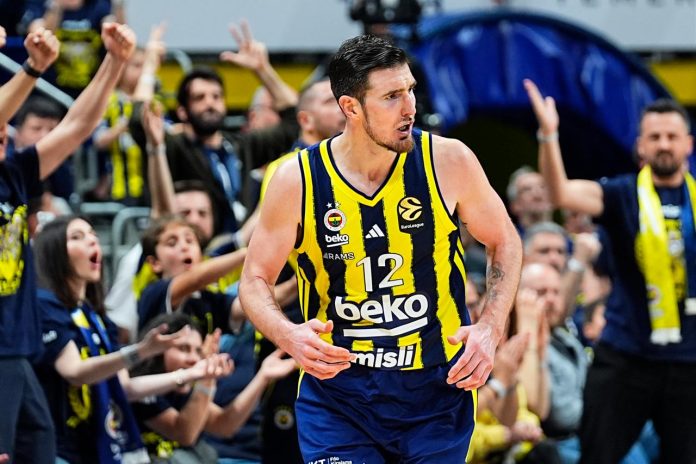 Fenerbahçe Beko, Zalgiris'i Devirerek EuroLeague Final Four'a Yükseldi